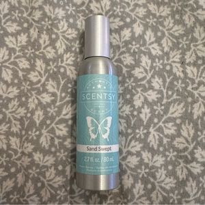 Scentsy Room Spray - “Sand Swept”